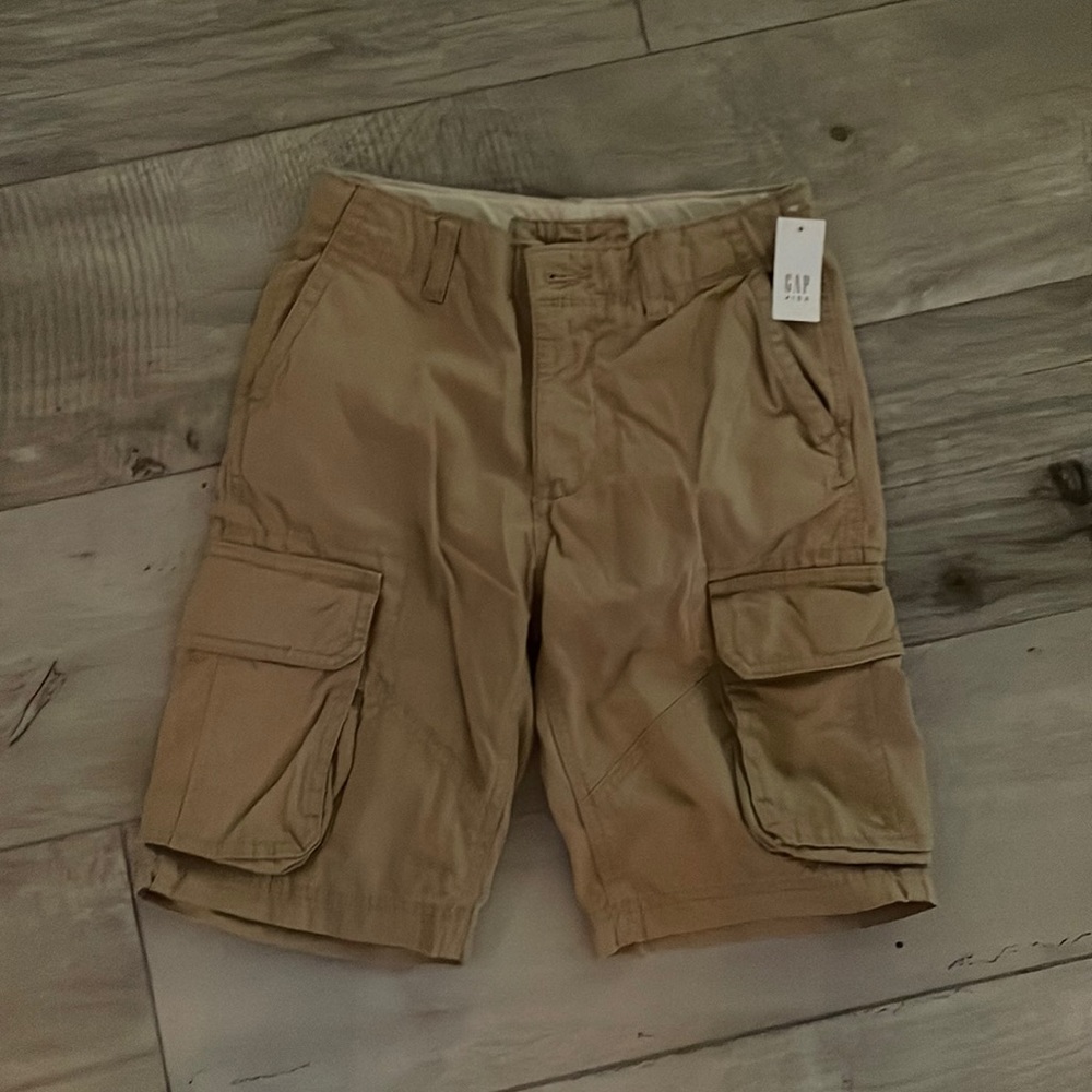 Gap (school approved) cargo shorts